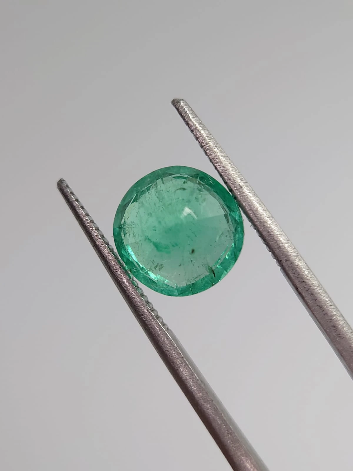 2.65ct Natural Green Emerald Round Cut From Panjshir Afghanistan — view 2